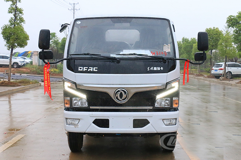 國六小福瑞卡 5方 吸污車